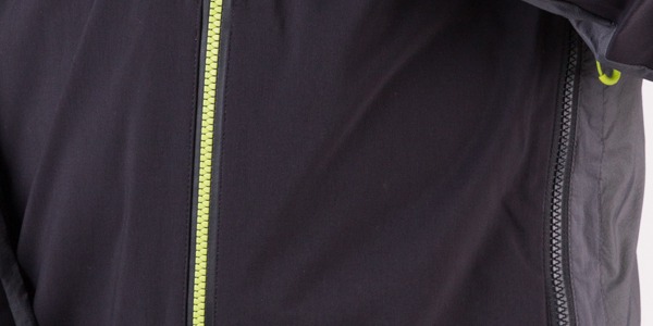 ¡Se ha acabado el frío con nuestras camisetas y chaquetas de trabajo!